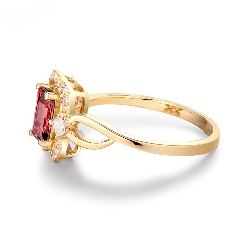 18kt Yellow Gold & 0.55 ct Tourmaline Ring