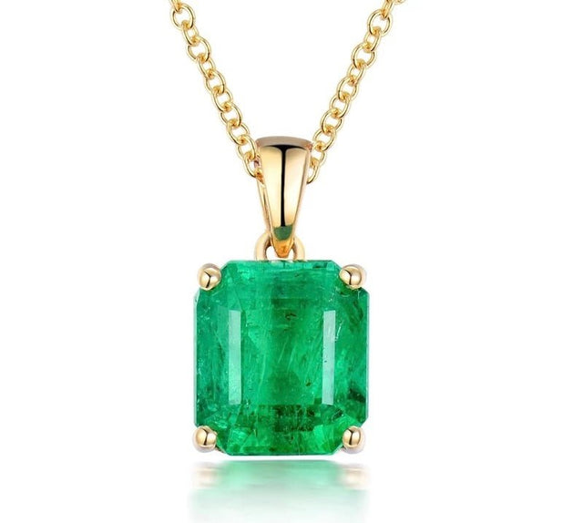 18Kt Yellow Gold 2.50 ct Emerald Pendant (Unisex)