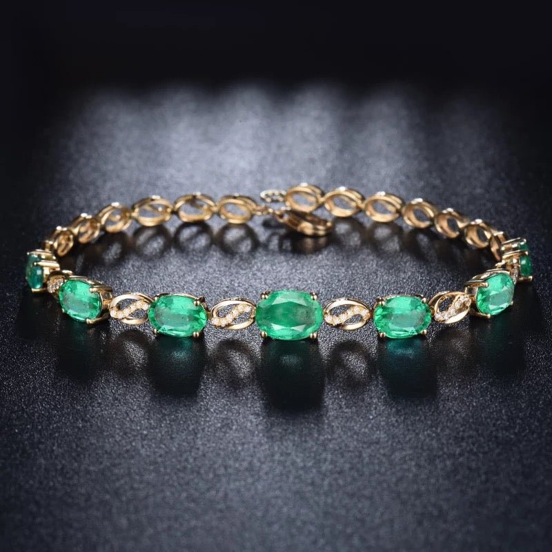 18Kt Yellow Gold 5.185 ct Emerald Bracelet with Diamonds (Unisex)