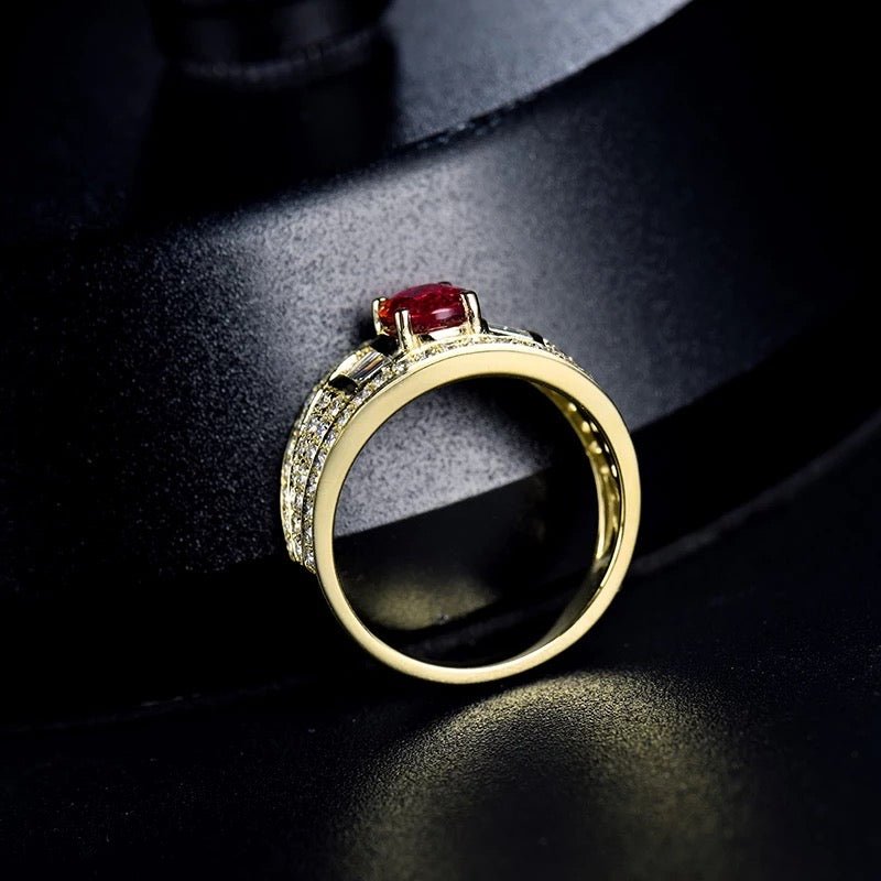 18Kt Yellow Gold Diamond 1.05 ct Ruby Ring