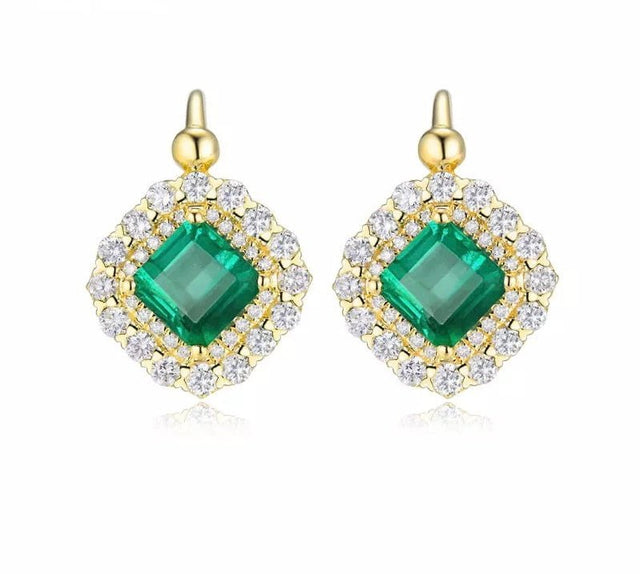 18Kt Yellow Gold Diamond 2.60 ct Emerald Stud Earrings