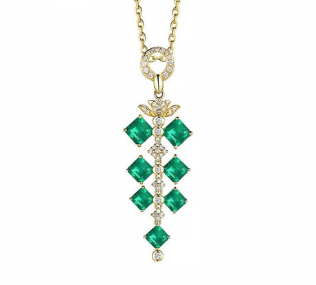 18Kt Yellow Gold Diamond & 4.40 ct Emerald Pendant