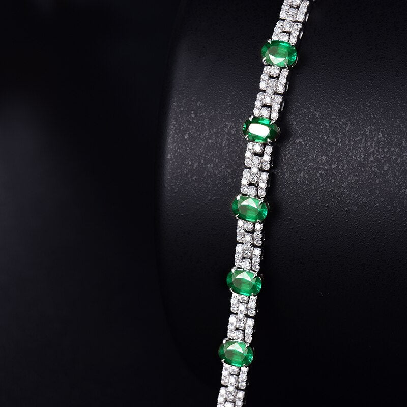 18Kt White Gold 7.61 ct Emerald Bracelet with Diamonds (Unisex)