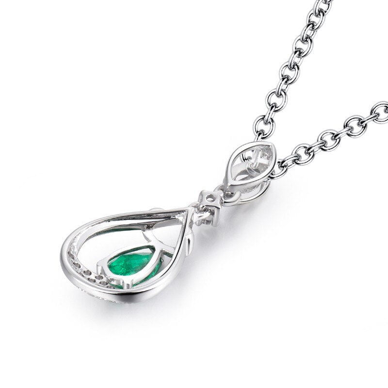 18kt White Gold 0.28 ct Emerald Pendant